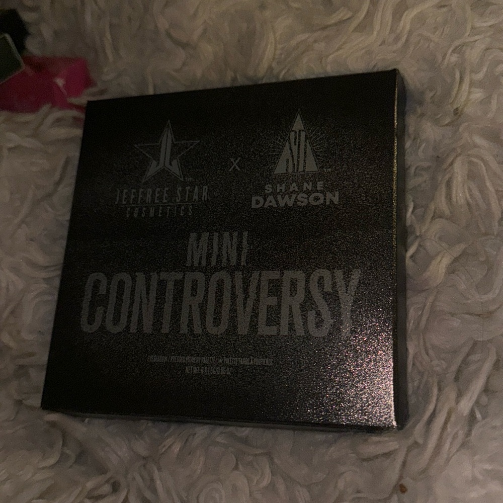 Jeffree Star mini controversy Palette
